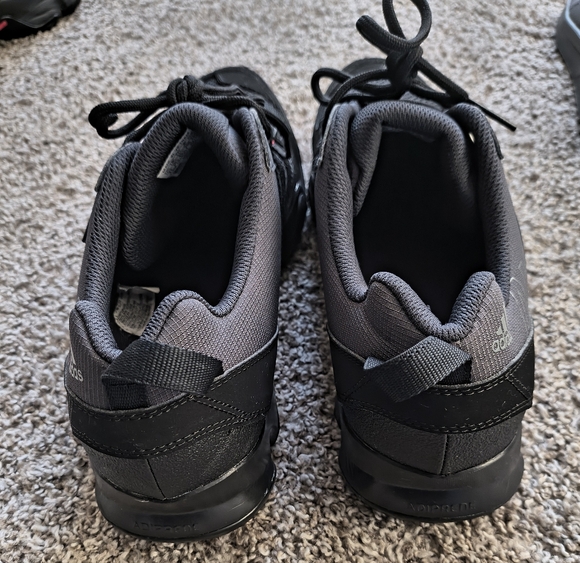 Adidas AX2 Traxion Trail Running Hiking shoes size 10.5 - Picture 4 of 5